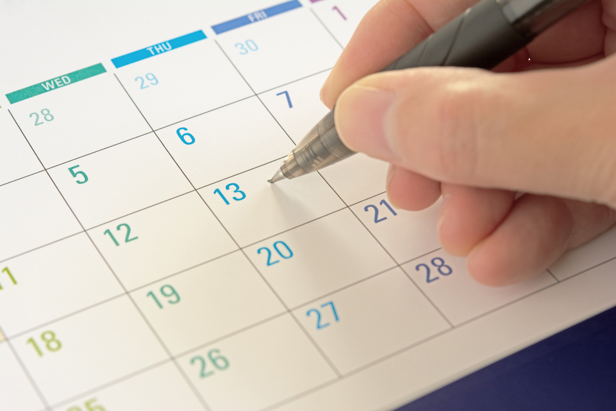 インビザラインですきっ歯を矯正するための期間