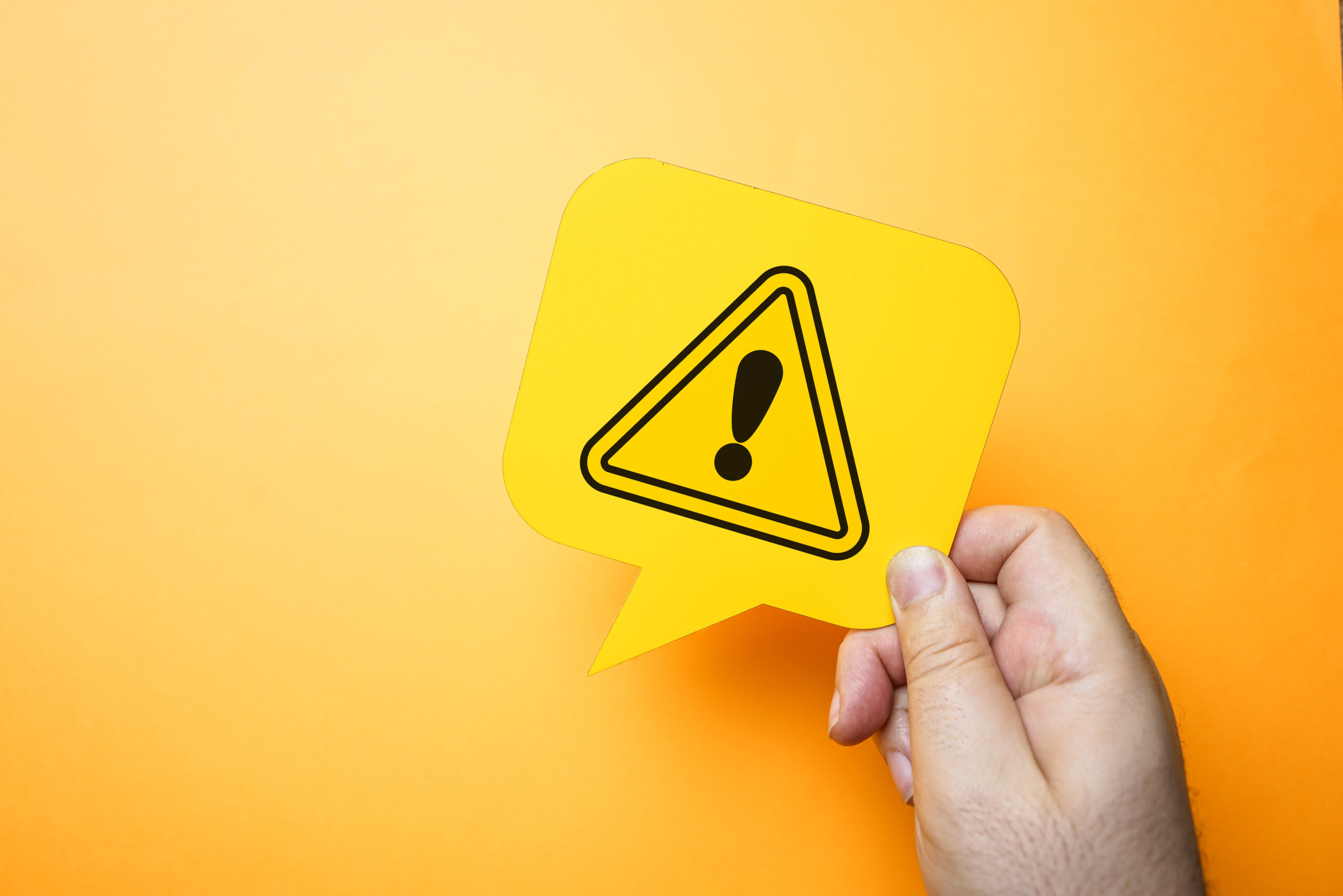 インビザラインが割れた場合の注意点