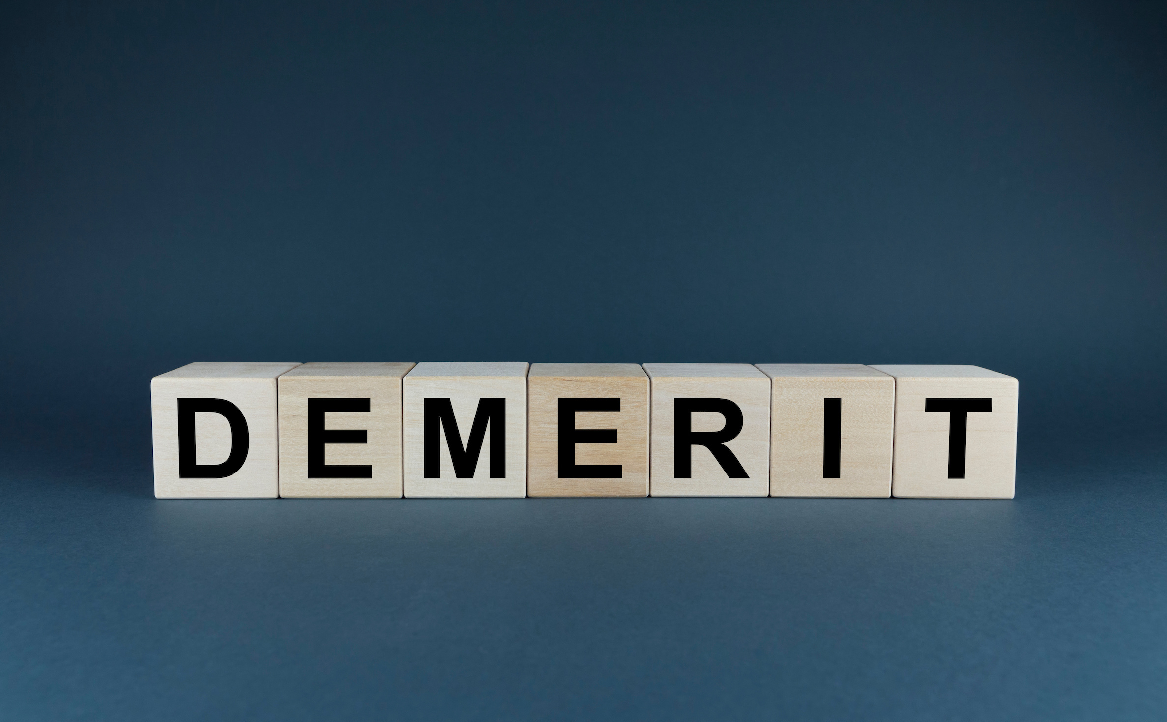 セラミック治療のデメリット