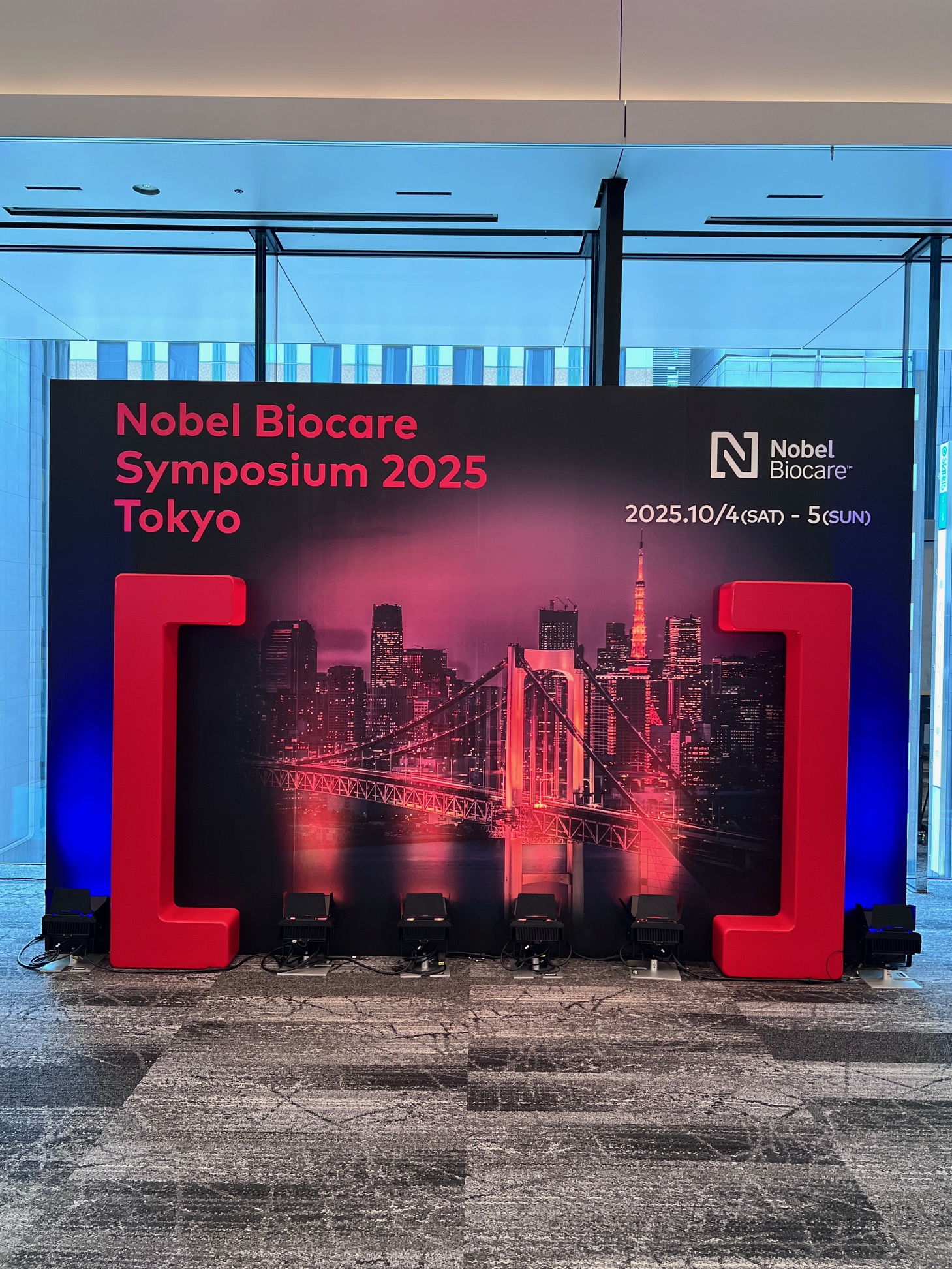 世界的インプラントメーカーである、ノーベルバイオケア社のシンポジウムに参加してき